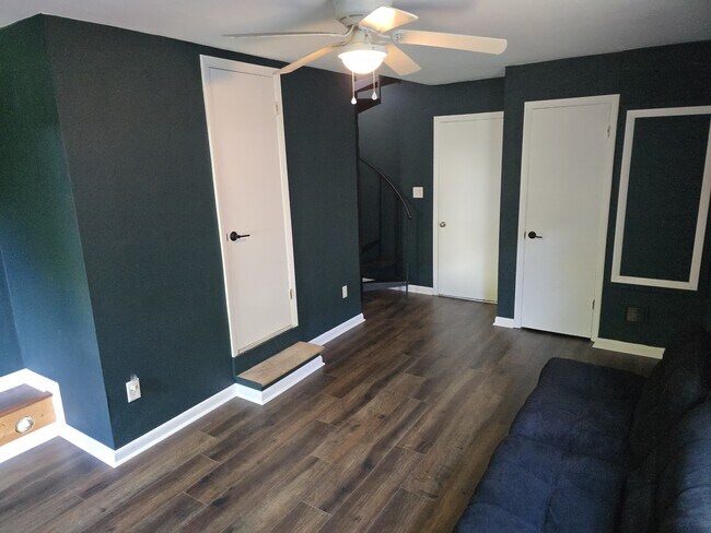Building Photo - 2207 Rockbridge Rd