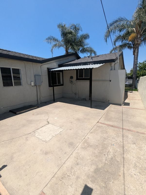Building Photo - 6106 Palm Ave