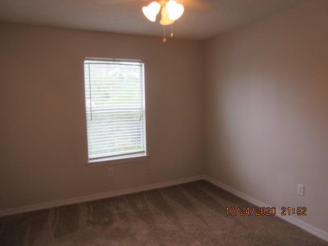 Building Photo - 1833 Whispering Oaks Ln