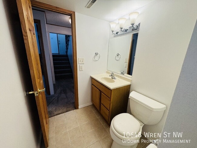 Building Photo - 10648 Wren St NW