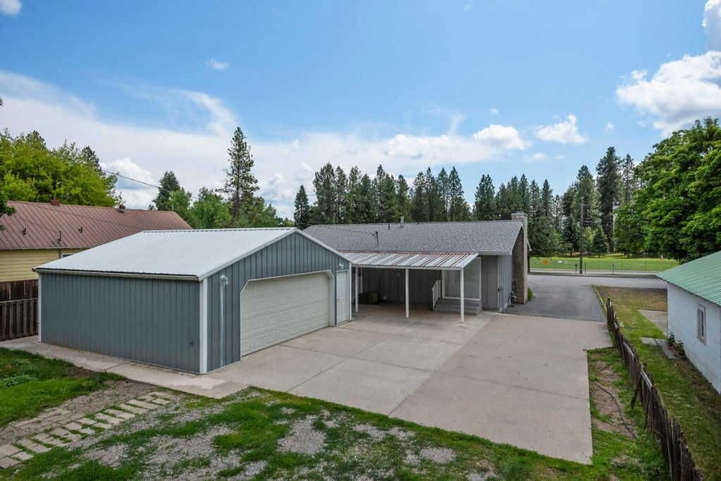 Building Photo - 901 W Lacrosse Ave