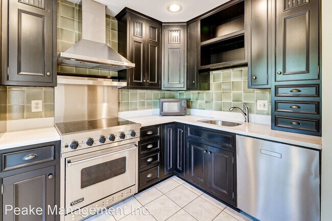 Building Photo - 2 br, 2.5 bath House - 419 S. Columbus St.