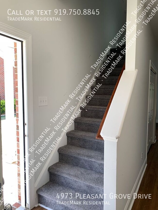 Building Photo - 4973 Pleasant Grove Dr
