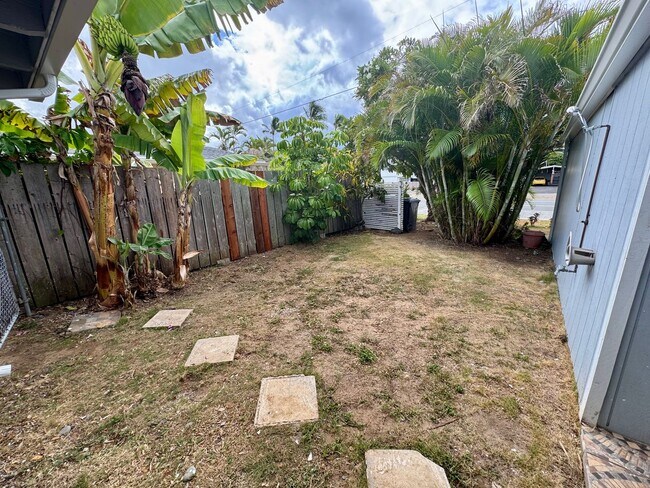 Building Photo - Rarely available 4 bed, 3 bath w/ a pool i...
