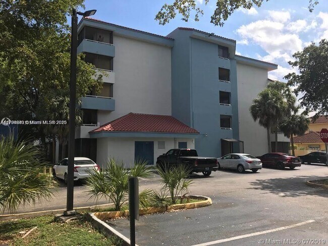 Building Photo - 8205 SW 152nd Ave