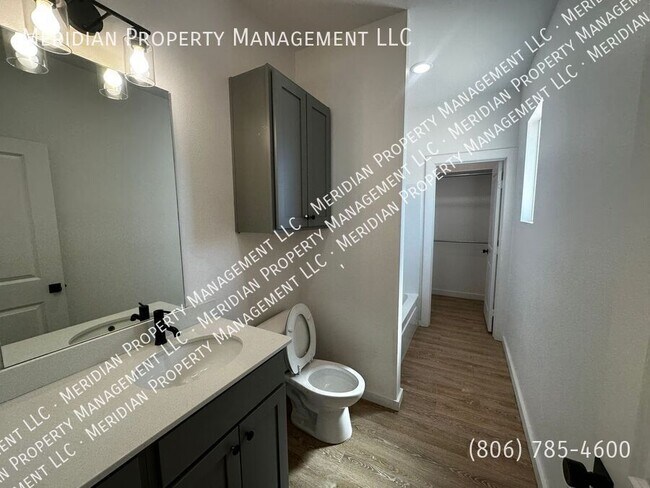 Building Photo - 6806 4th St