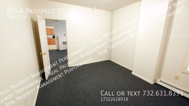 Building Photo - 805 Prospect St