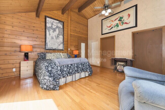 Building Photo - 61180 48th Ave