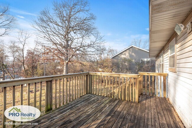 Building Photo - 3 Bedroom House in Oakdale