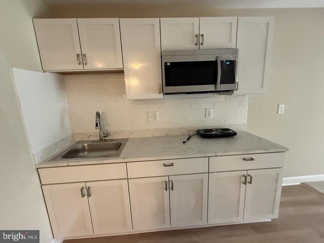 Building Photo - 13044 Tadmore Ct