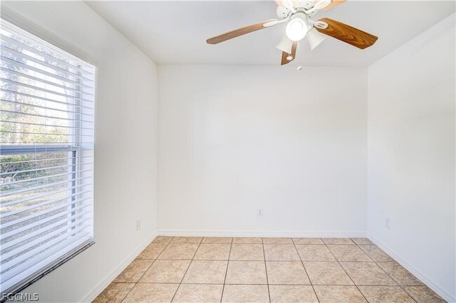 Building Photo - 2705 Matena Ave S