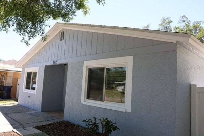 Building Photo - 6415 S Englewood Ave