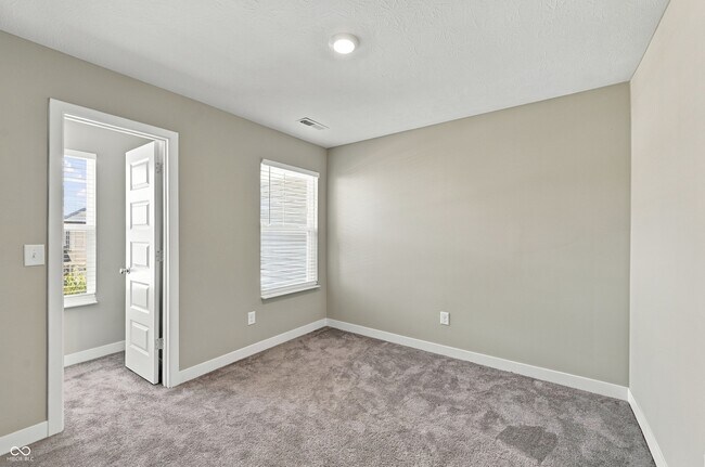 Building Photo - 9599 Beckett St