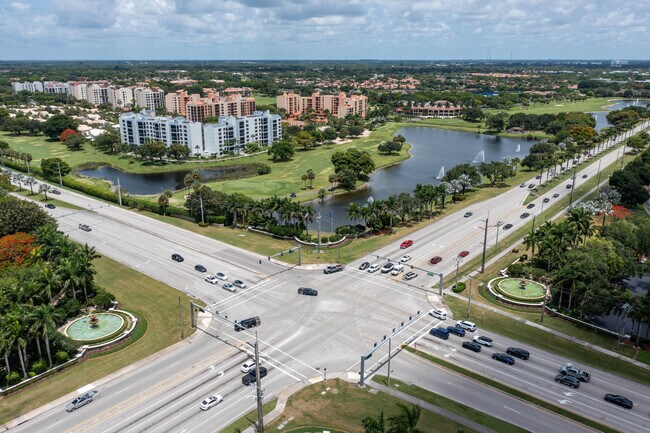 Building Photo - 7520 La Paz Blvd
