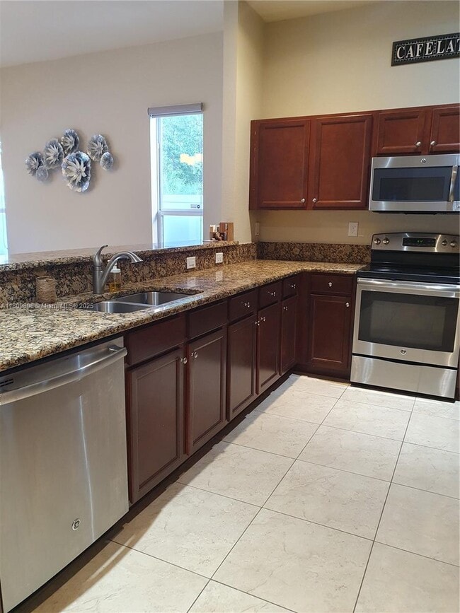 Building Photo - 9171 SW 169th Pl