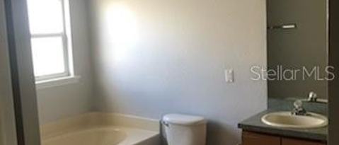 Building Photo - 639 Yak Ct