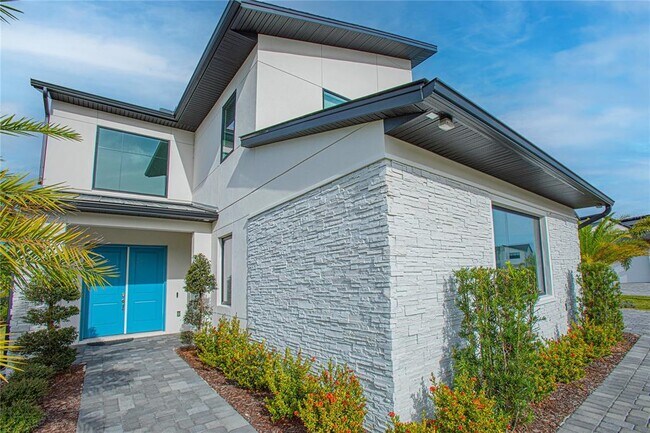 Building Photo - 12034 Sprite Ln