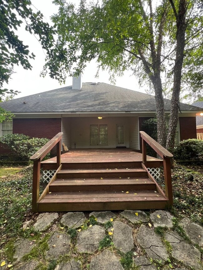 Building Photo - 714 Berry Ln