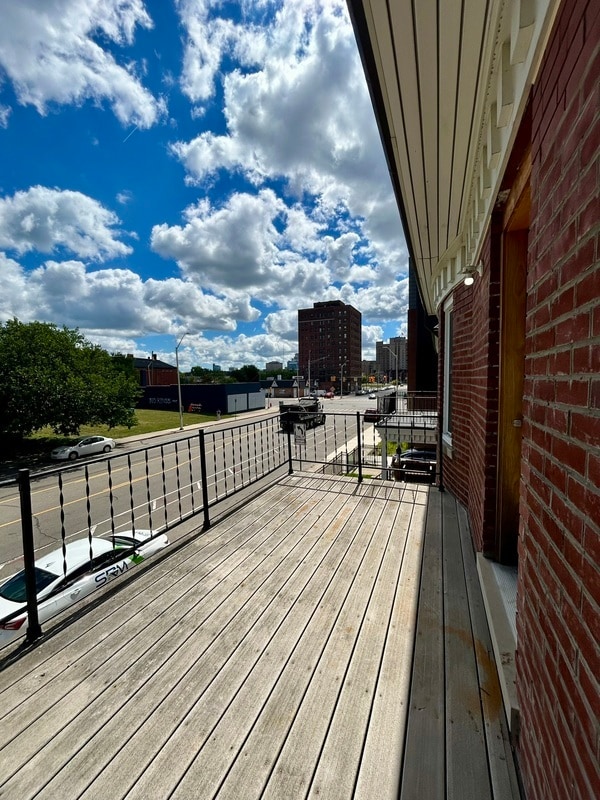Building Photo - 3533 2nd Ave
