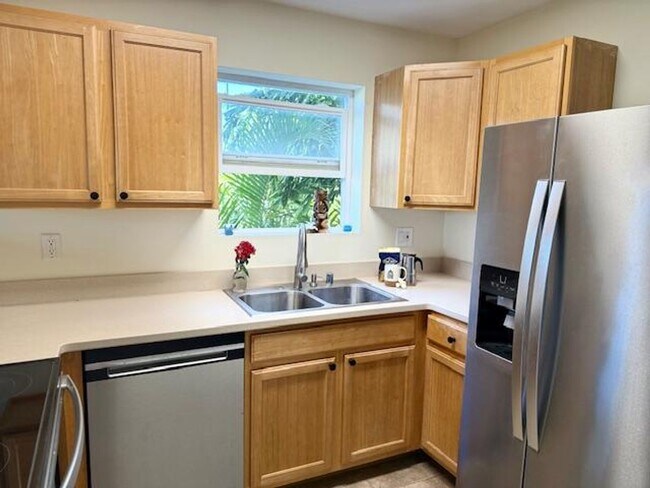 Building Photo - 3 Bedroom/2 Bathroom at Villas at Kahana R...