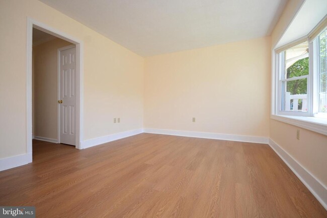 Building Photo - 7316 E Springbrook Ct