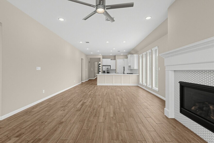 Building Photo - 5123 Morrison Dr