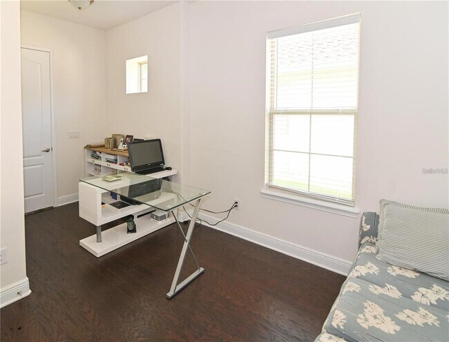 Building Photo - 15704 Marina Bay Dr