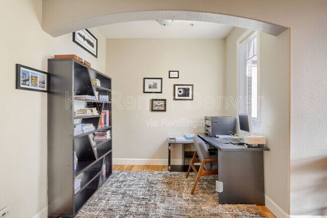 Building Photo - 1735 N Ogden St