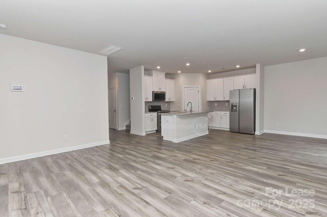 Building Photo - 4104 Armstrong Farm Dr