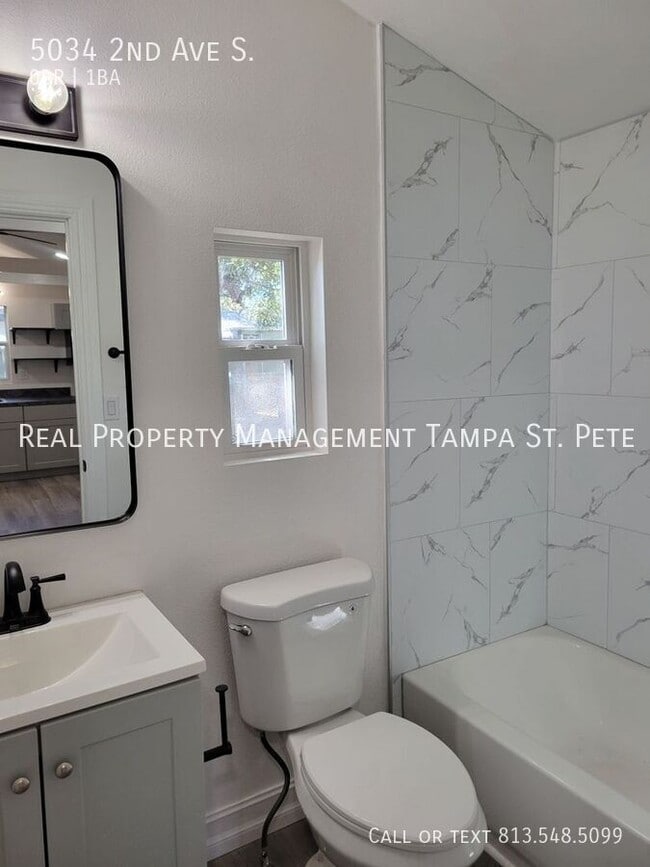 Building Photo - 5034 2nd Ave S