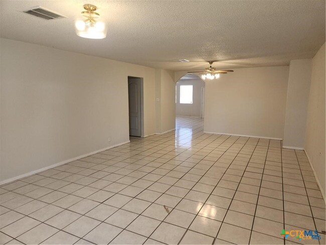 Building Photo - 112 Palmetto St