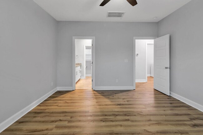 Building Photo - 707 Riva Ridge Rd