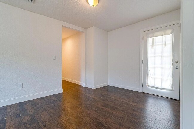 Building Photo - Charming 4BR House in Altamonte Springs