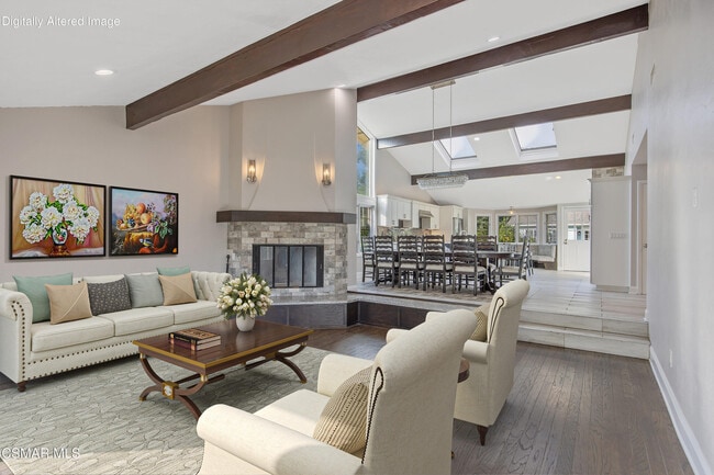 Primary Photo - 8369 Sausalito Ave