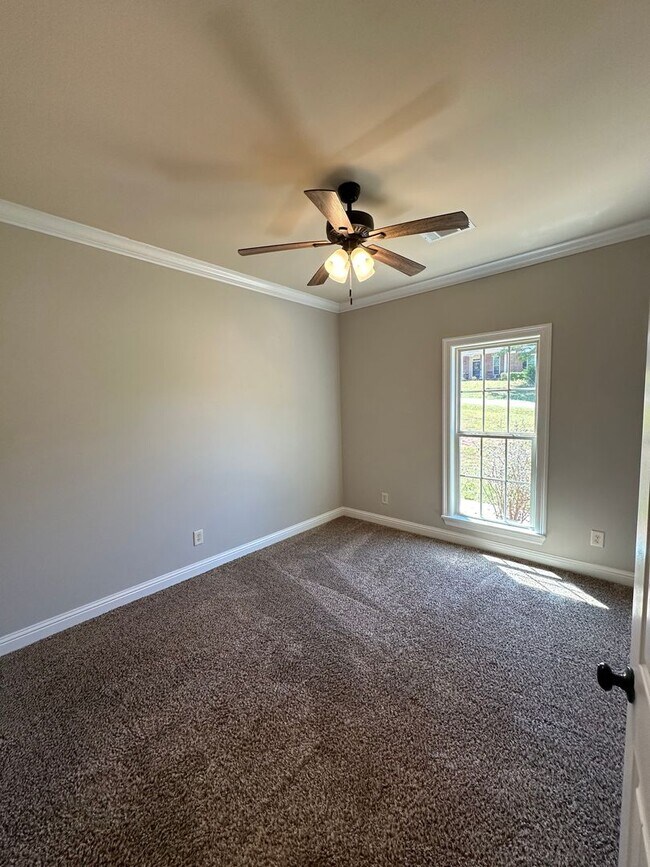 Building Photo - Located in the Redland Elementary and Middle School district.