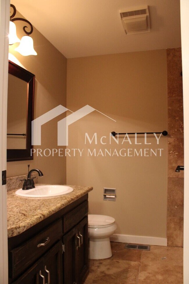 Building Photo - Beautiful 3BR Home in Cul-de-Sac – Loft, Deck & 3-Car Garage