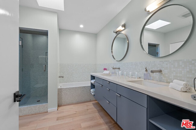 Building Photo - 10134 Angelo View Dr