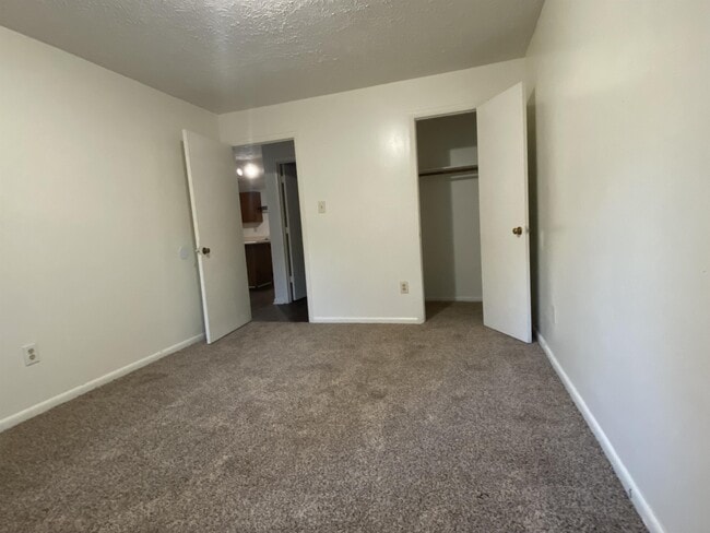 Building Photo - 6408 Starbrook Dr