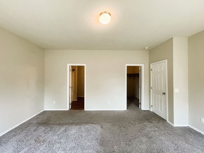 Building Photo - 10012 Wimbledon Ct