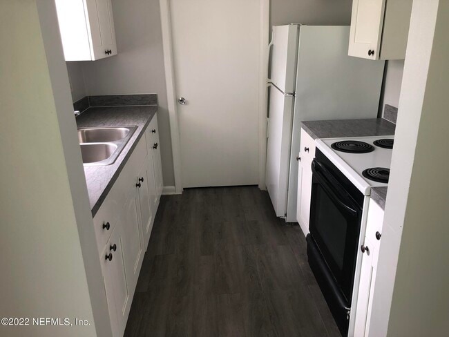 Building Photo - 233 Deltona Blvd