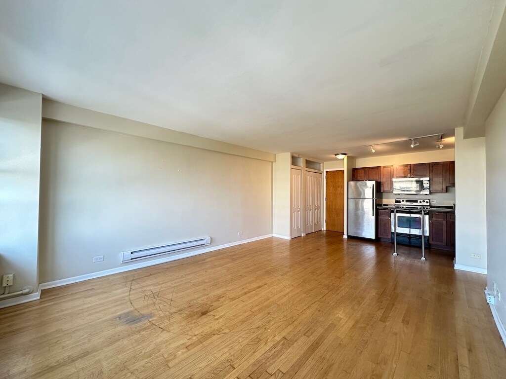 Building Photo - 4180 N Marine Dr