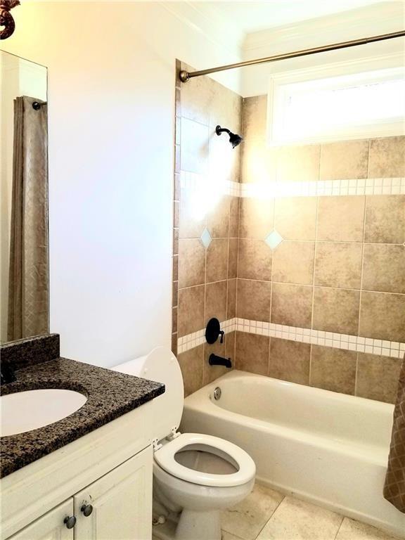 Building Photo - 3306 Chastain Ridge Dr