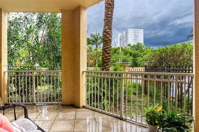 Building Photo - 3001 NE 185th St