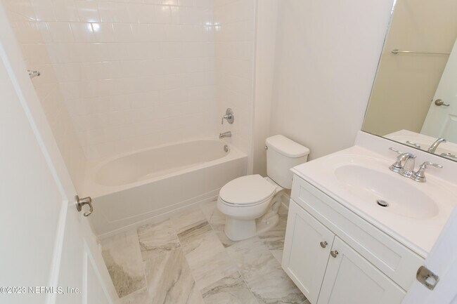 Building Photo - 136 Oyster Bay Way