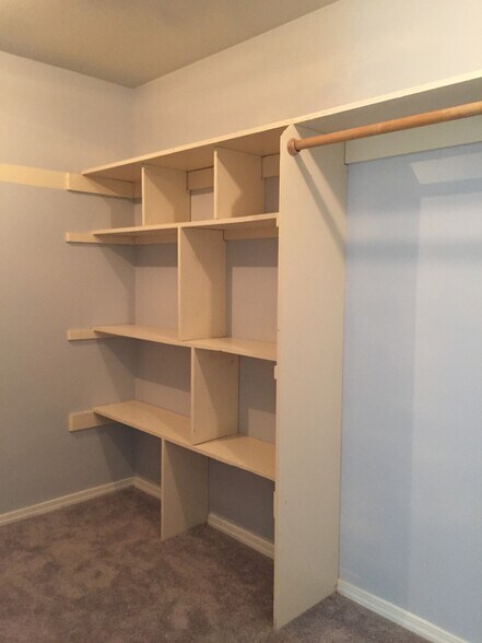 Building Photo - 13918 NE 78th St