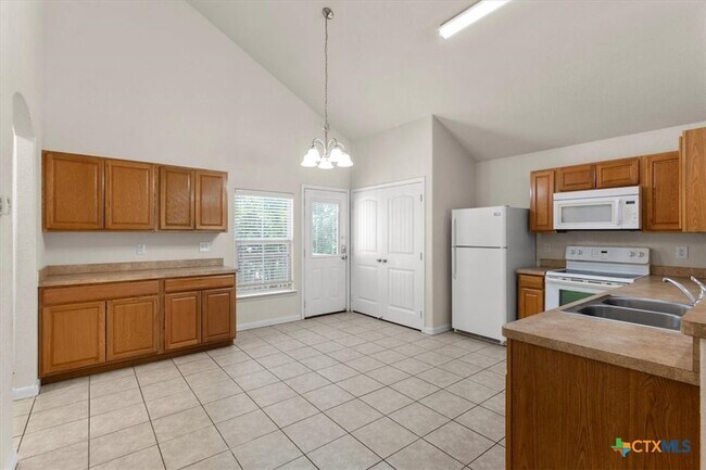 Building Photo - 119 Weatherby Dr