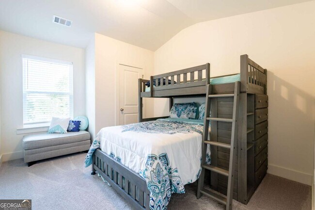 Building Photo - 46 Cannondale Dr