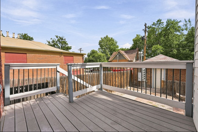 Building Photo - 2554 W 32nd Ave
