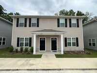 Building Photo - 2225 Cedarbrook Ct