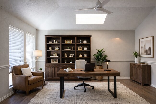 Building Photo - 3813 Arizona Pl